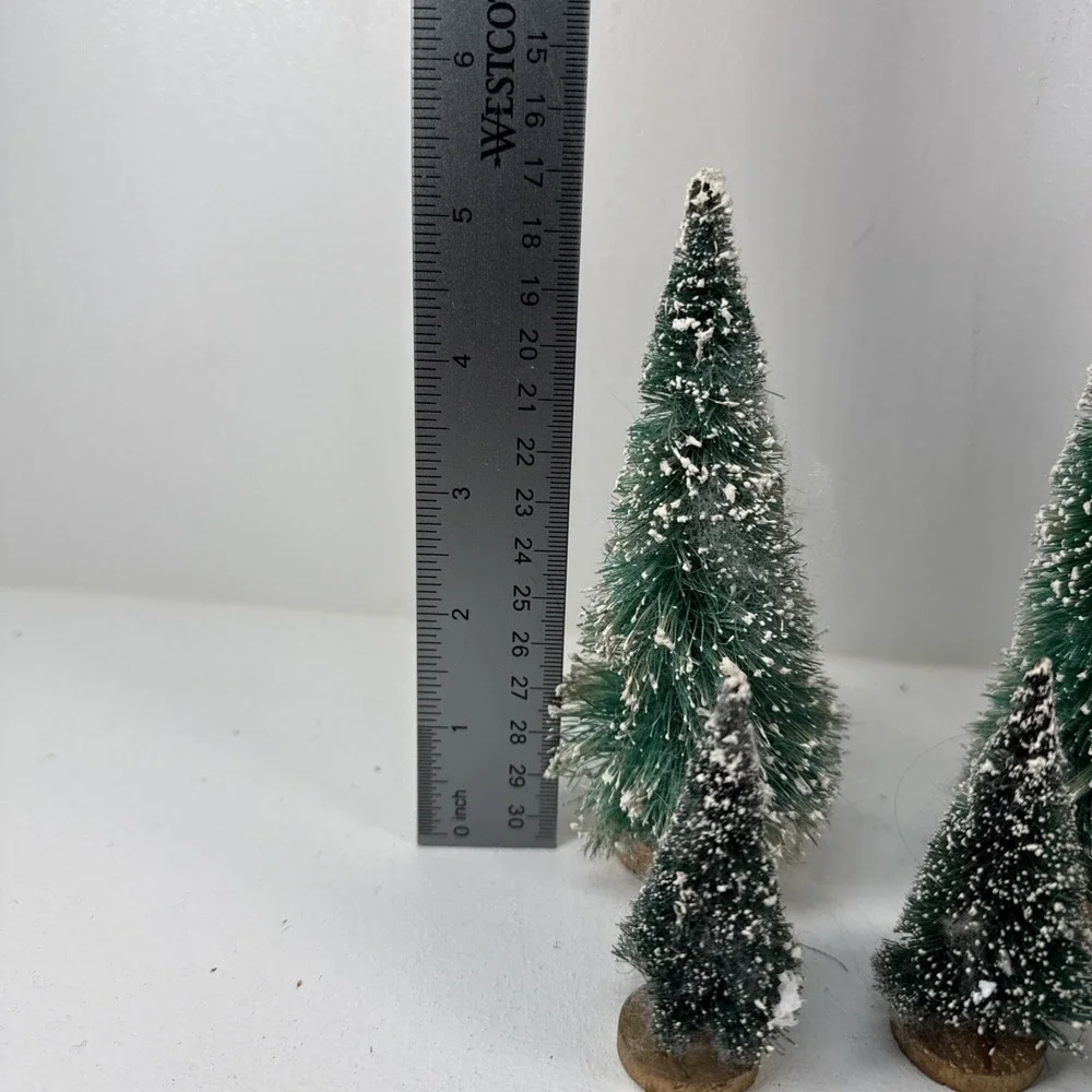 Lot Of 7 Lemax & Midwest Christmas Village 6.5